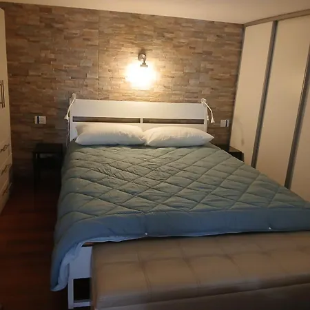 Casa Costanzo - Airport & Parking